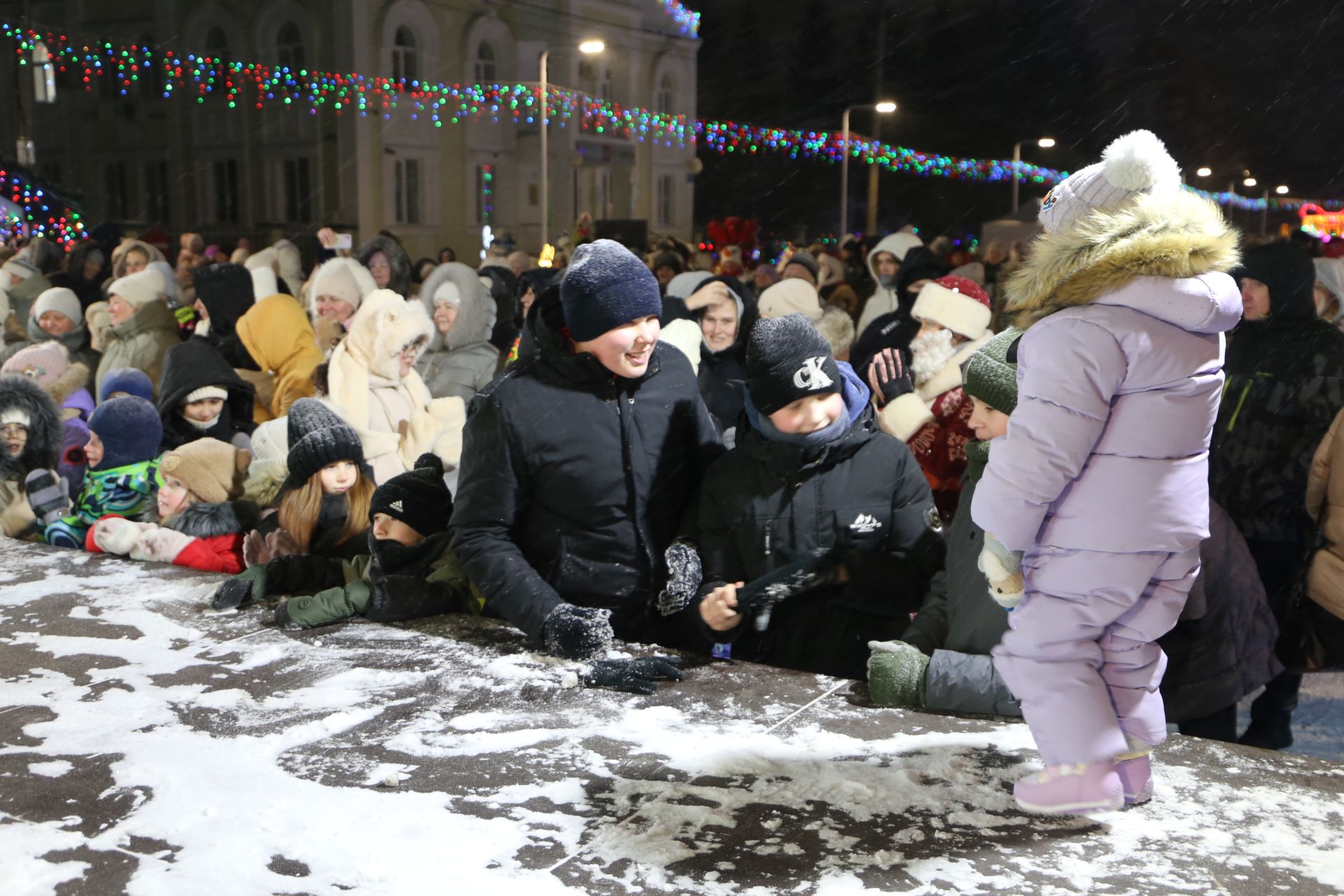 В Алексеевском состоялось открытие главной елки