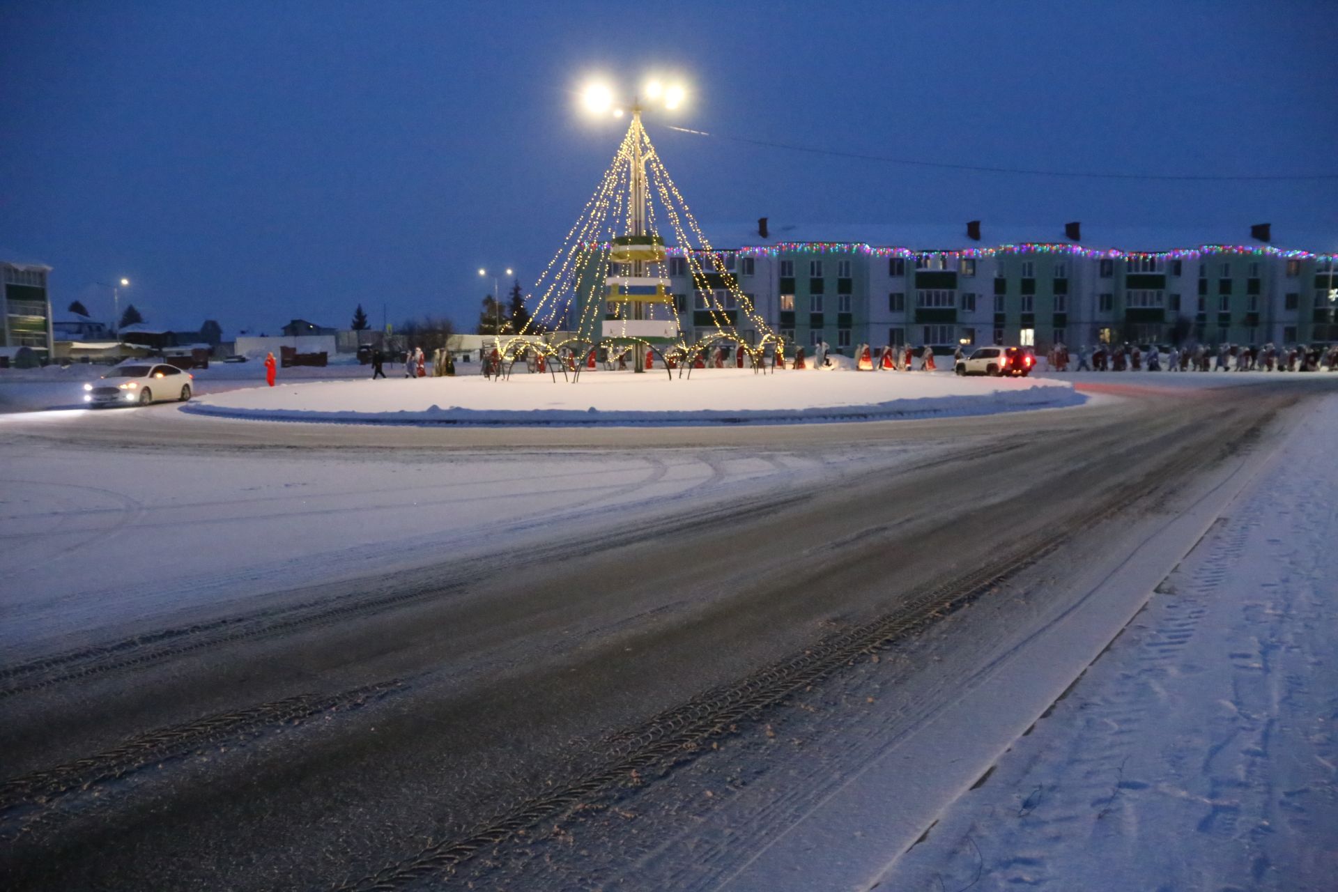 В Алексеевском состоялось открытие главной елки