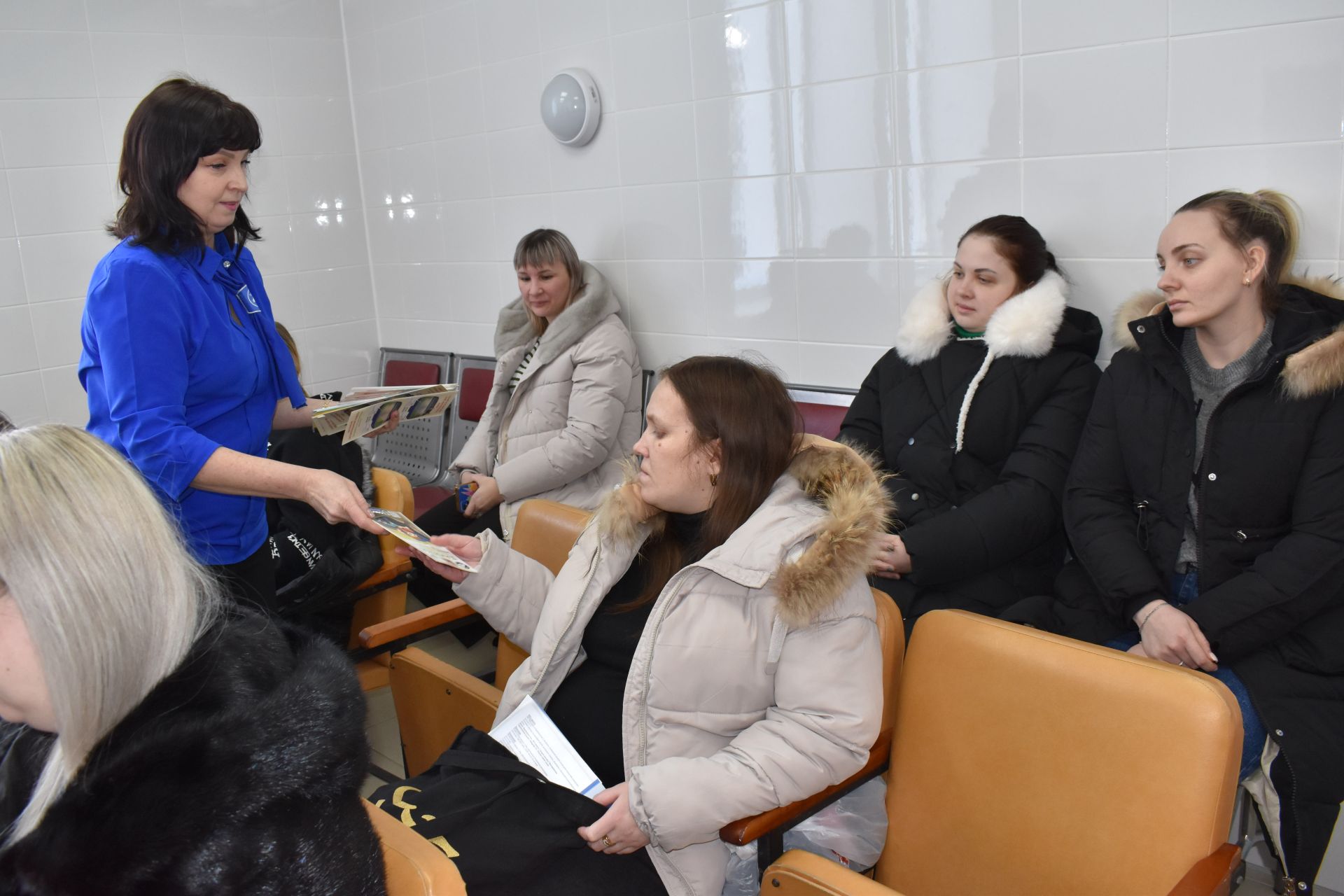 В Алексеевской ЦРБ будущим мамам напомнили о соблюдении правил перевозки детей