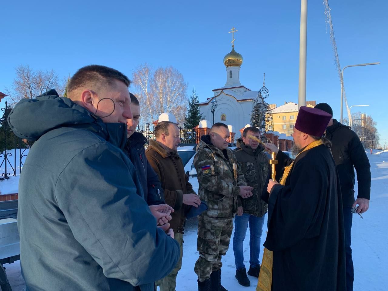 Алексеевцы отправили очередной гуманитарный конвой в зону СВО в помощь нашим мобилизованным