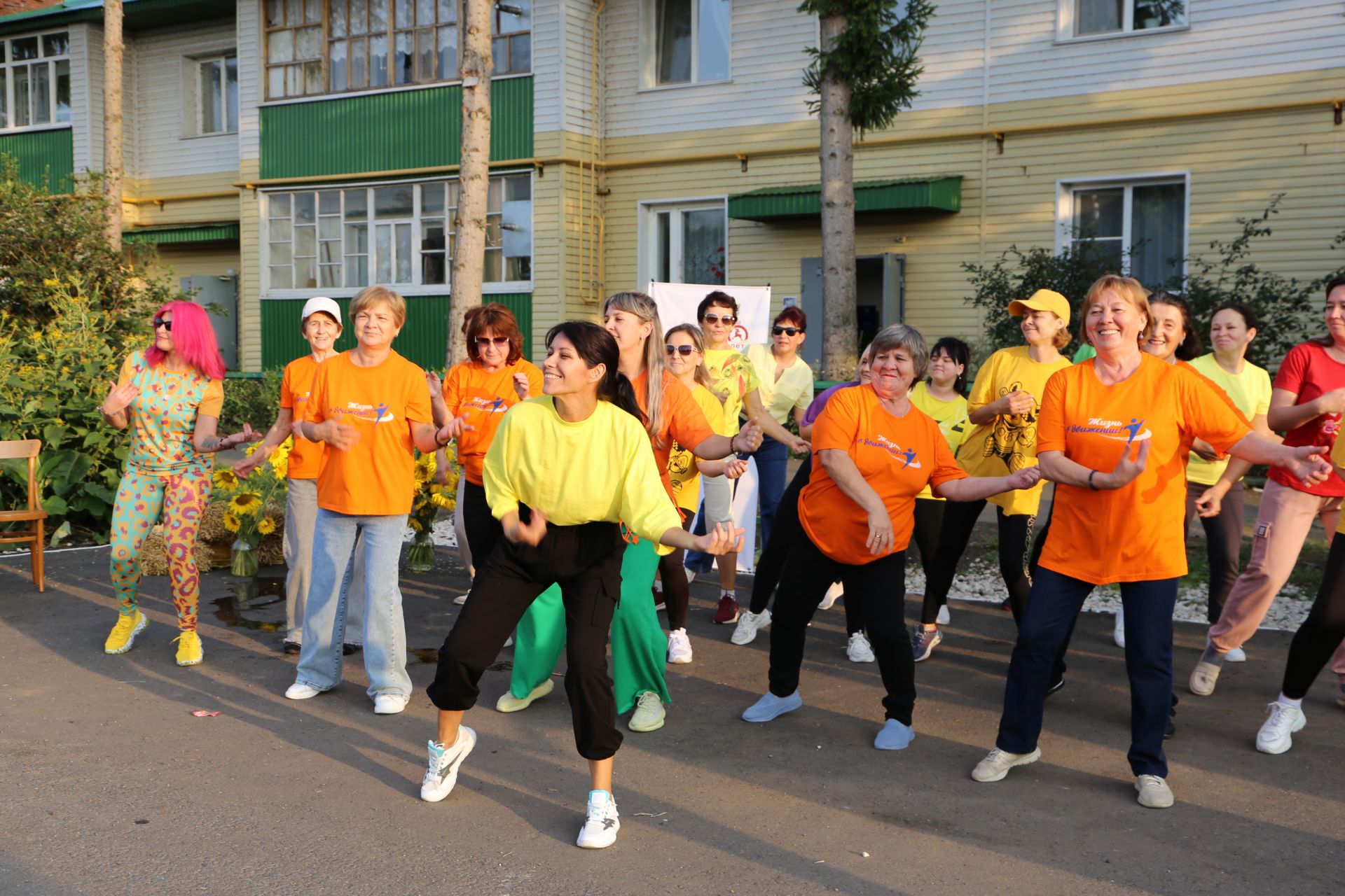 В Алексеевском прошел праздник двора «Яблочный спас»