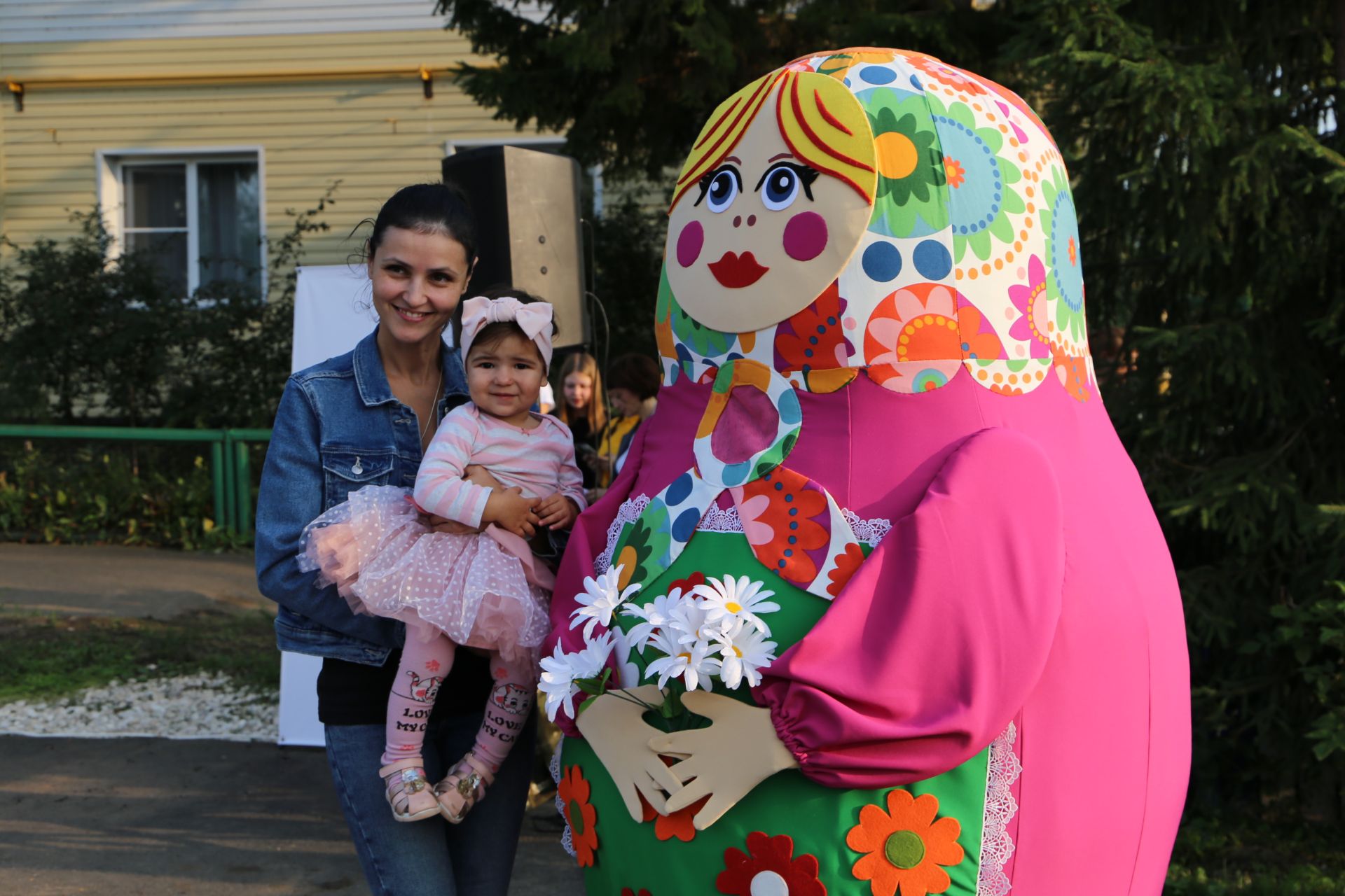 В Алексеевском прошел праздник двора «Яблочный спас»