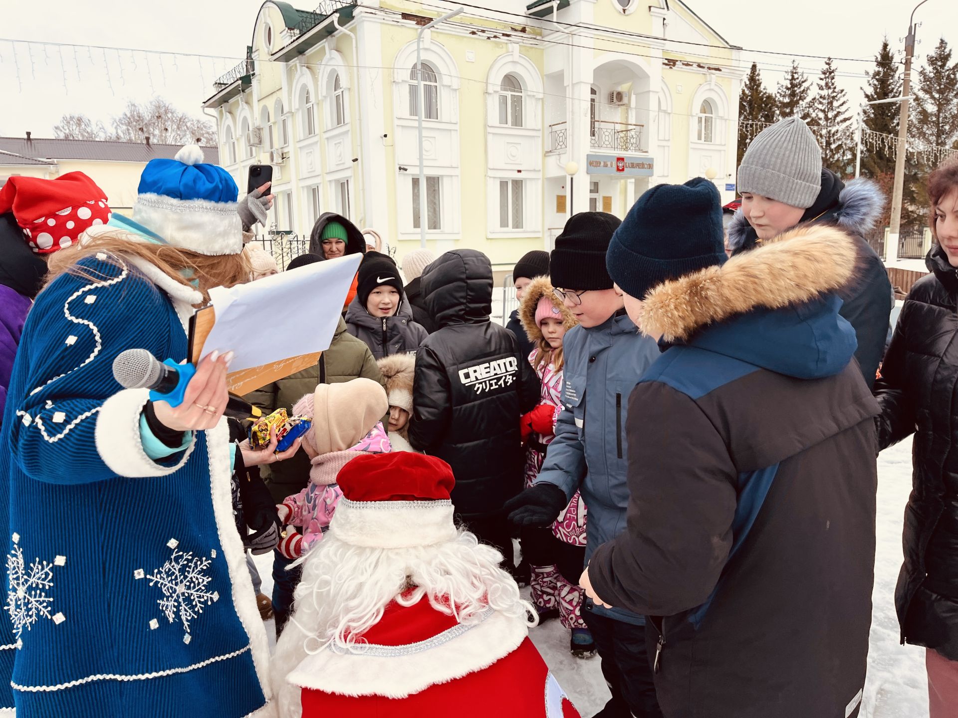 На Соборной площади прошли новогодние гуляния