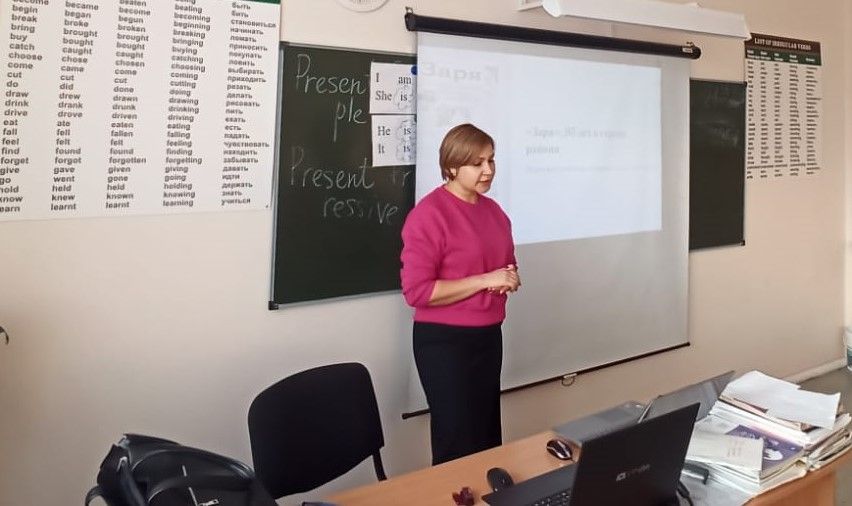 Сотрудник редакции провёл классный час для алексеевских учеников