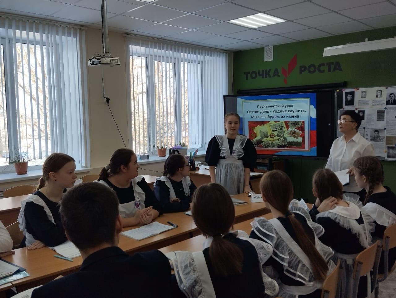 Депутаты Алексеевского городского поселения встретились со школьниками
