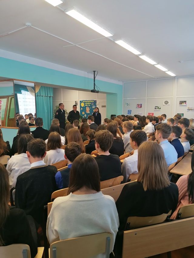 Служба в органах внутренних дел: шаг в будущее для алексеевских школьников