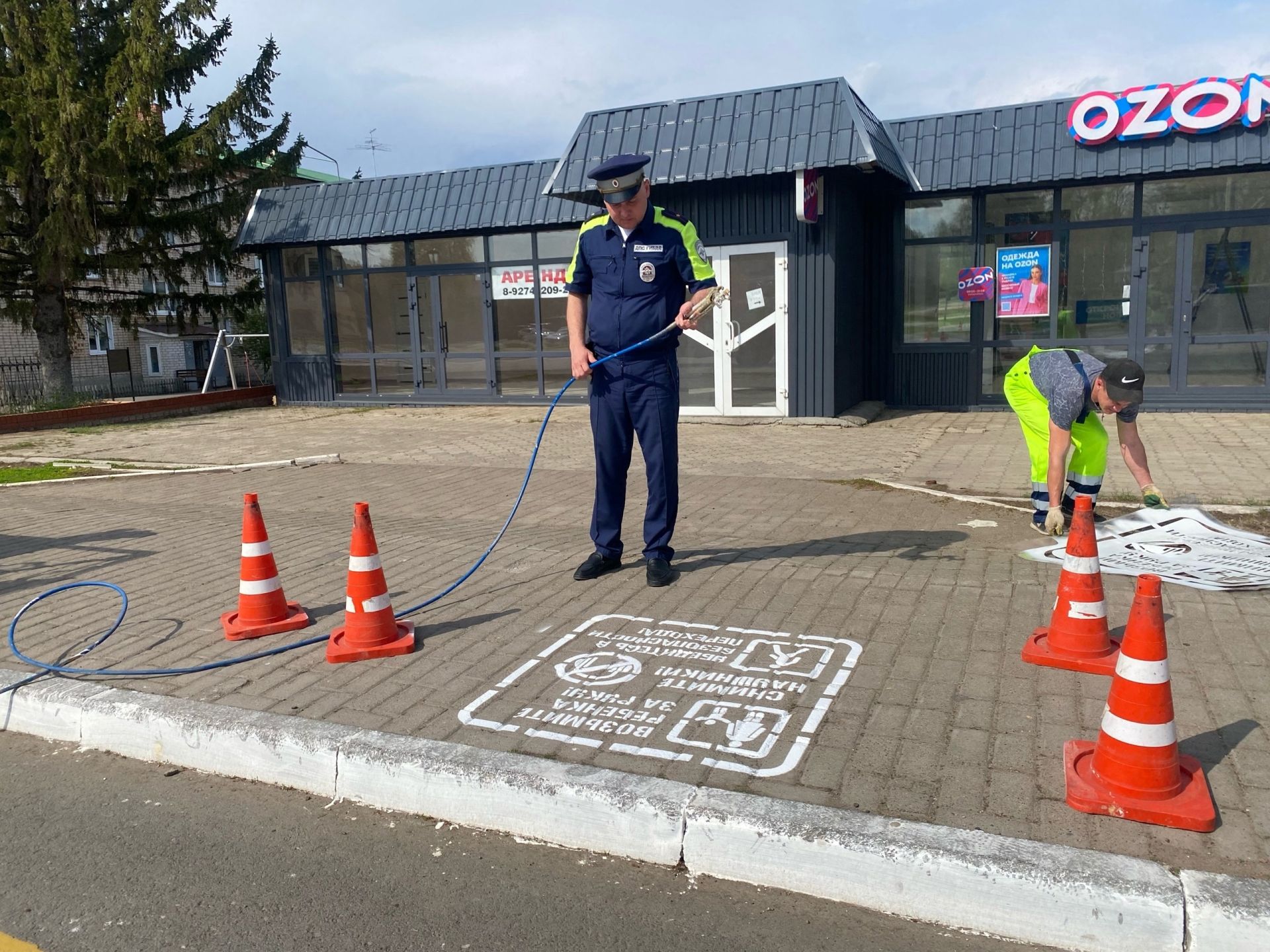 В Алексеевском районе обновили дорожную разметку для безопасности пешеходов