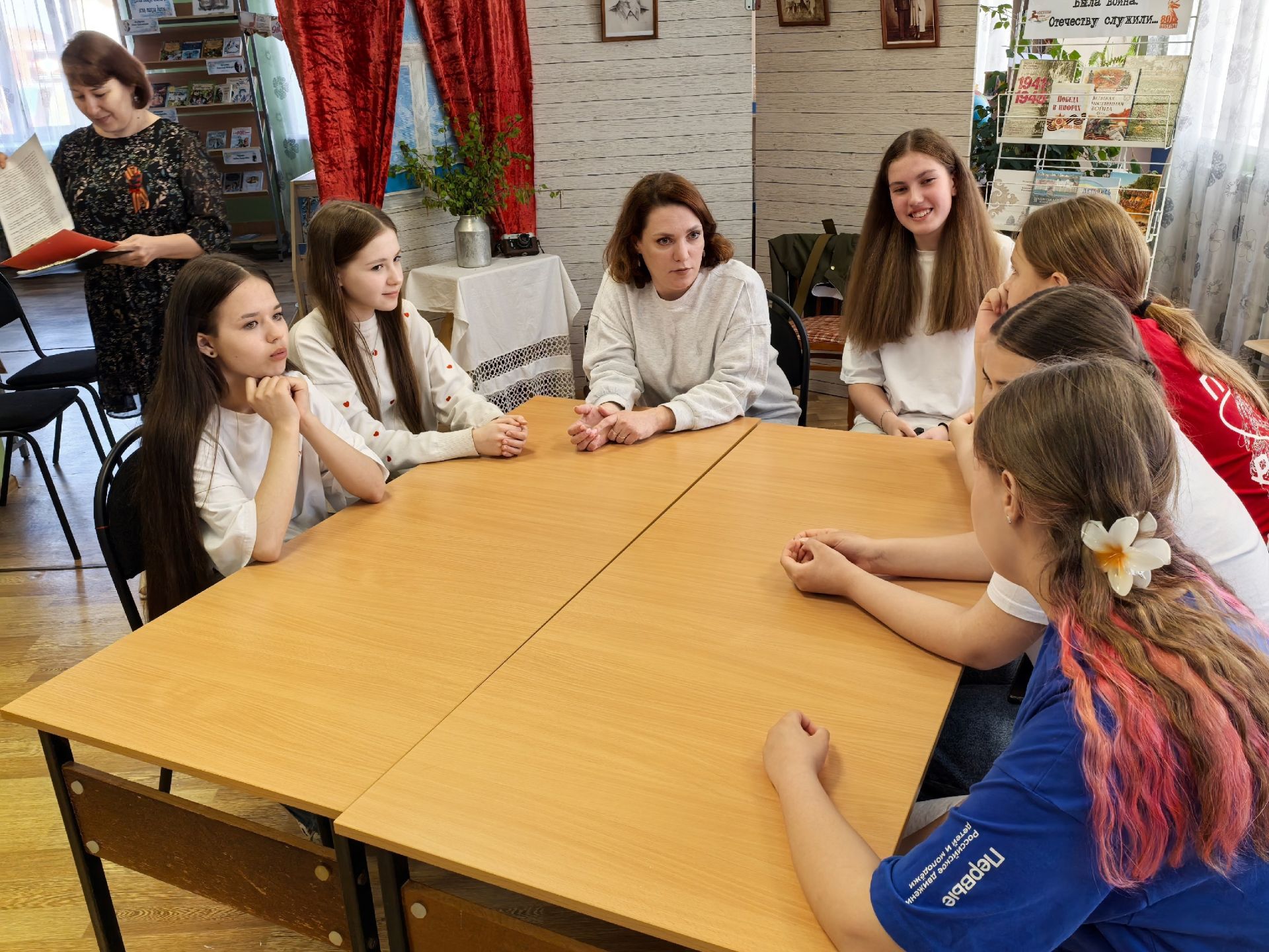 В Алексеевском прошла акция «Библиосумерки», посвященная 80-летию Великой Победы