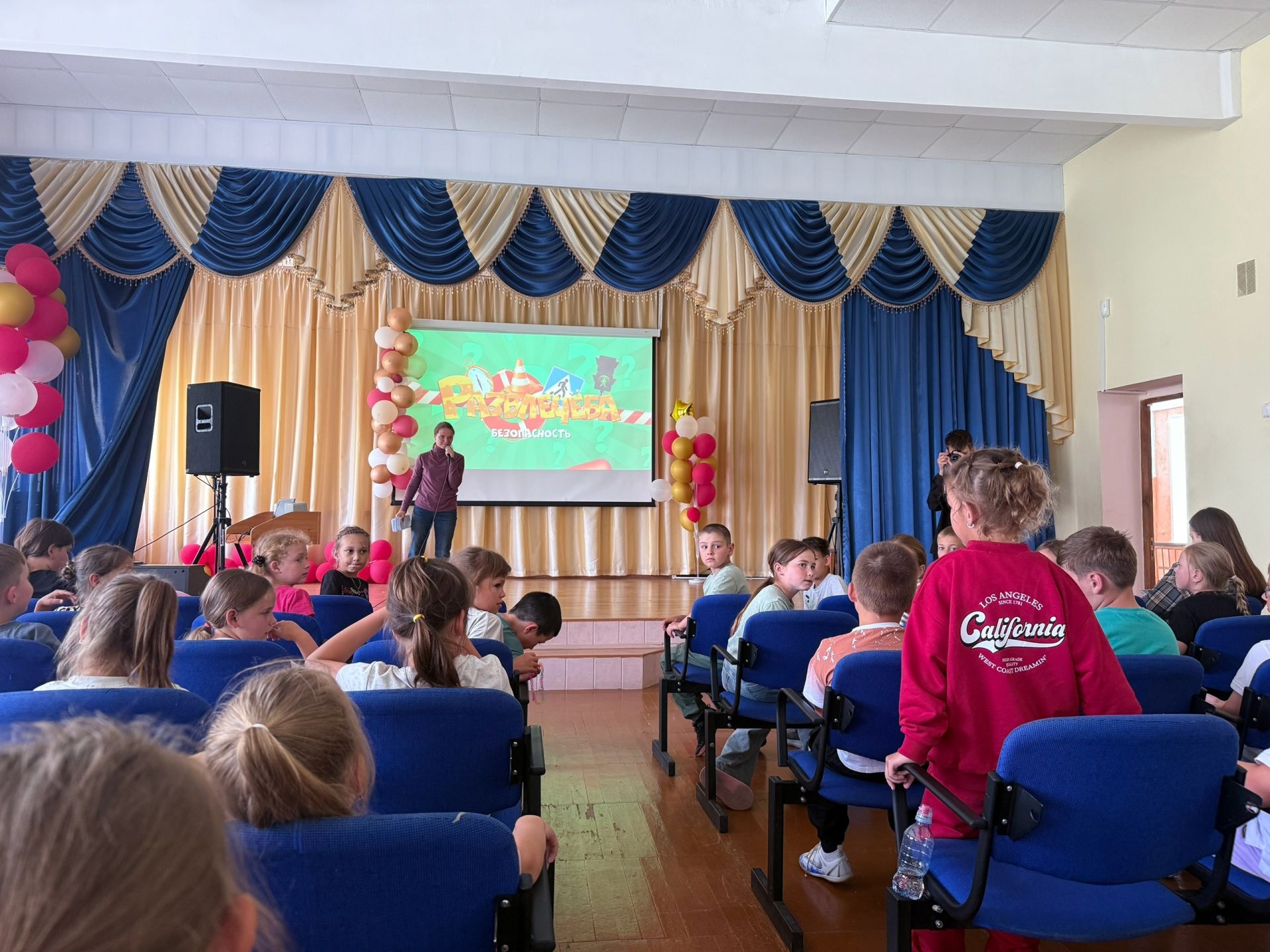 В Алексеевской школе №2 каникулы проходят продуктивно