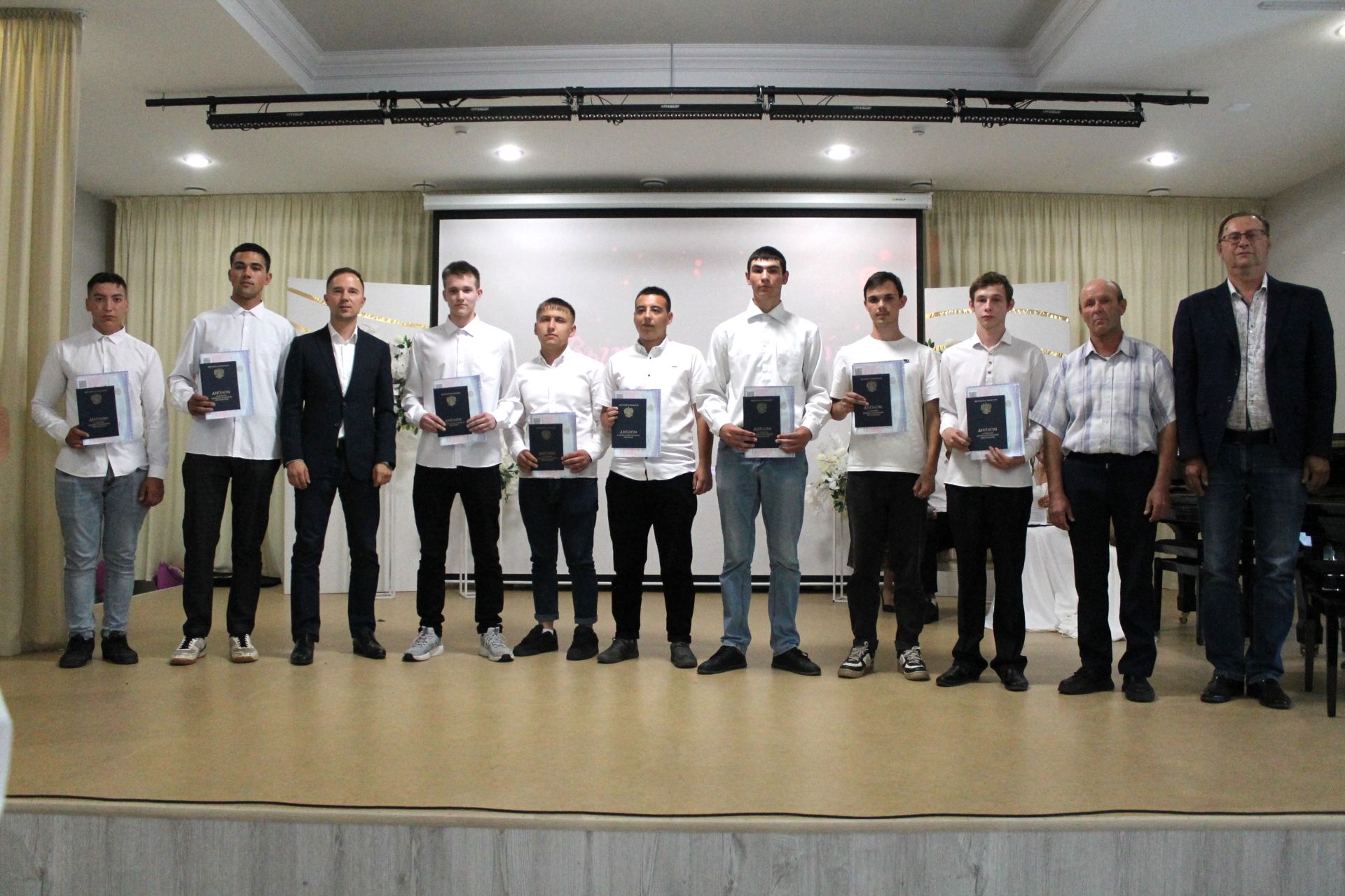 Алексеевский аграрный колледж выпустил новое поколение специалистов