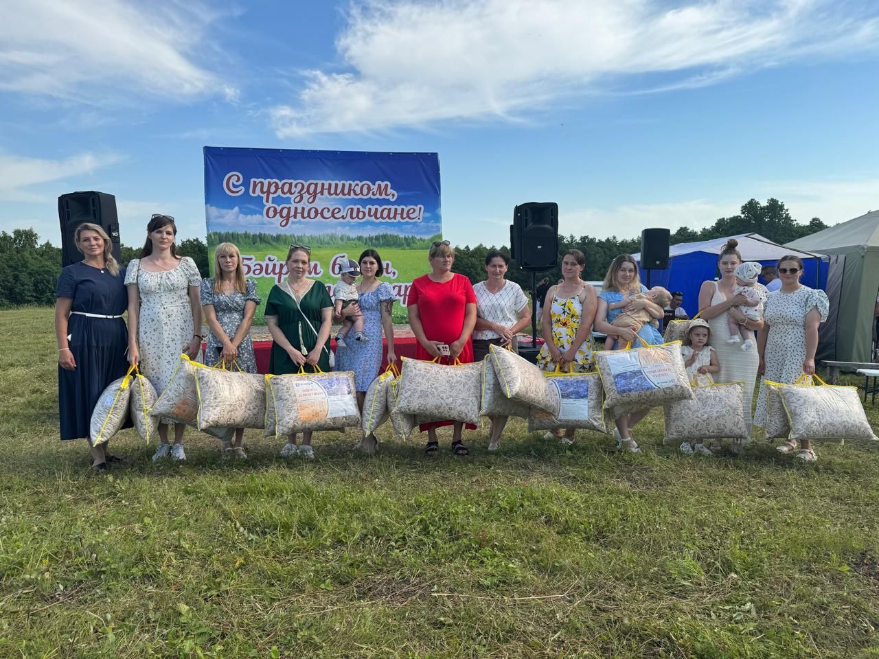 «Питрау»  в селе Красный Баран собрал сотни гостей