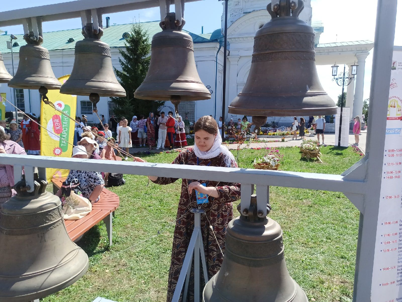 Алексеевские звонари покорили Елабугу на фестивале колокольного звона