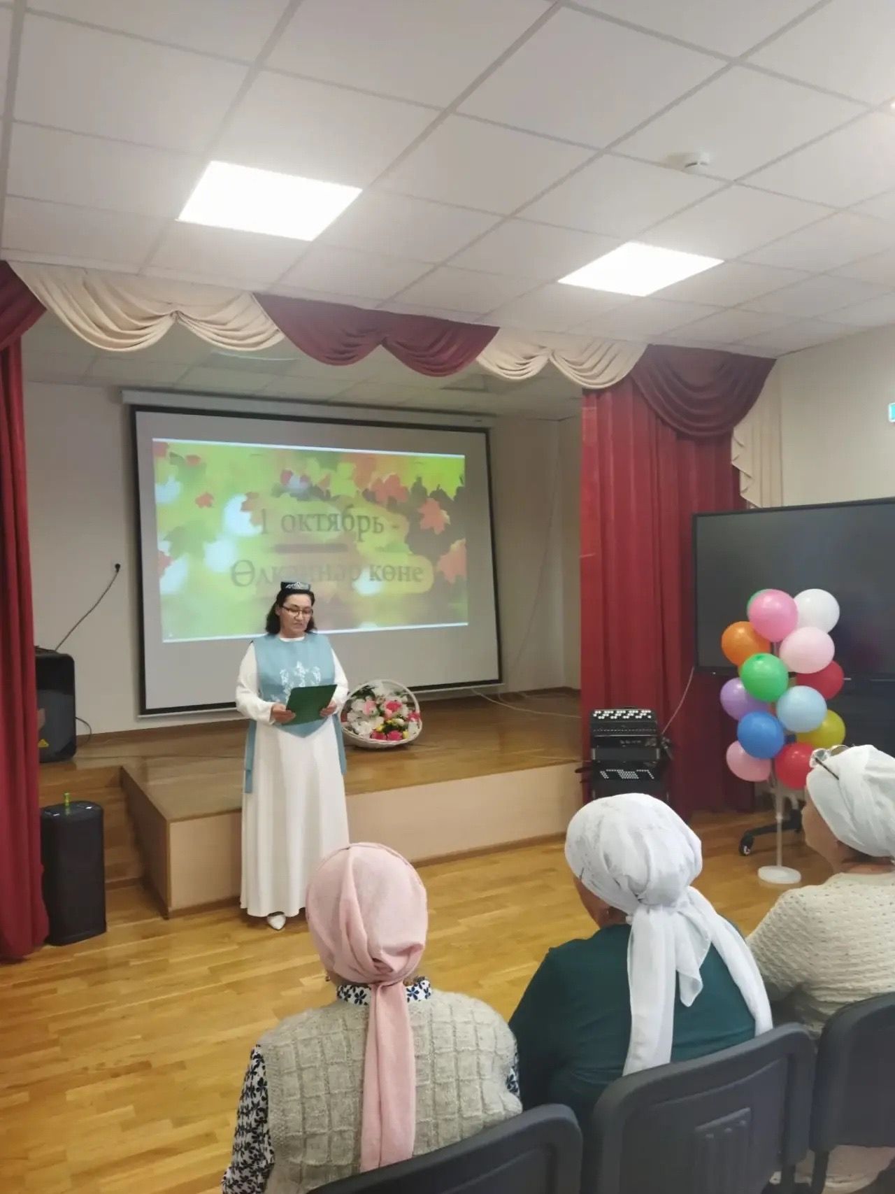 Школьный концерт ко Дню мудрости прошёл в Больших Тиганах