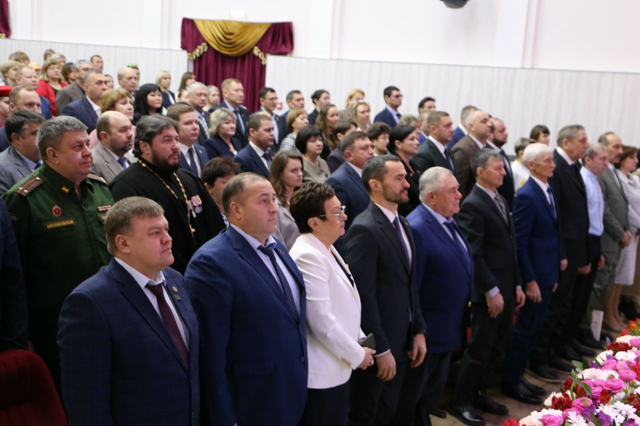 В Алексеевском районе присвоены почётные звания и вручены награды