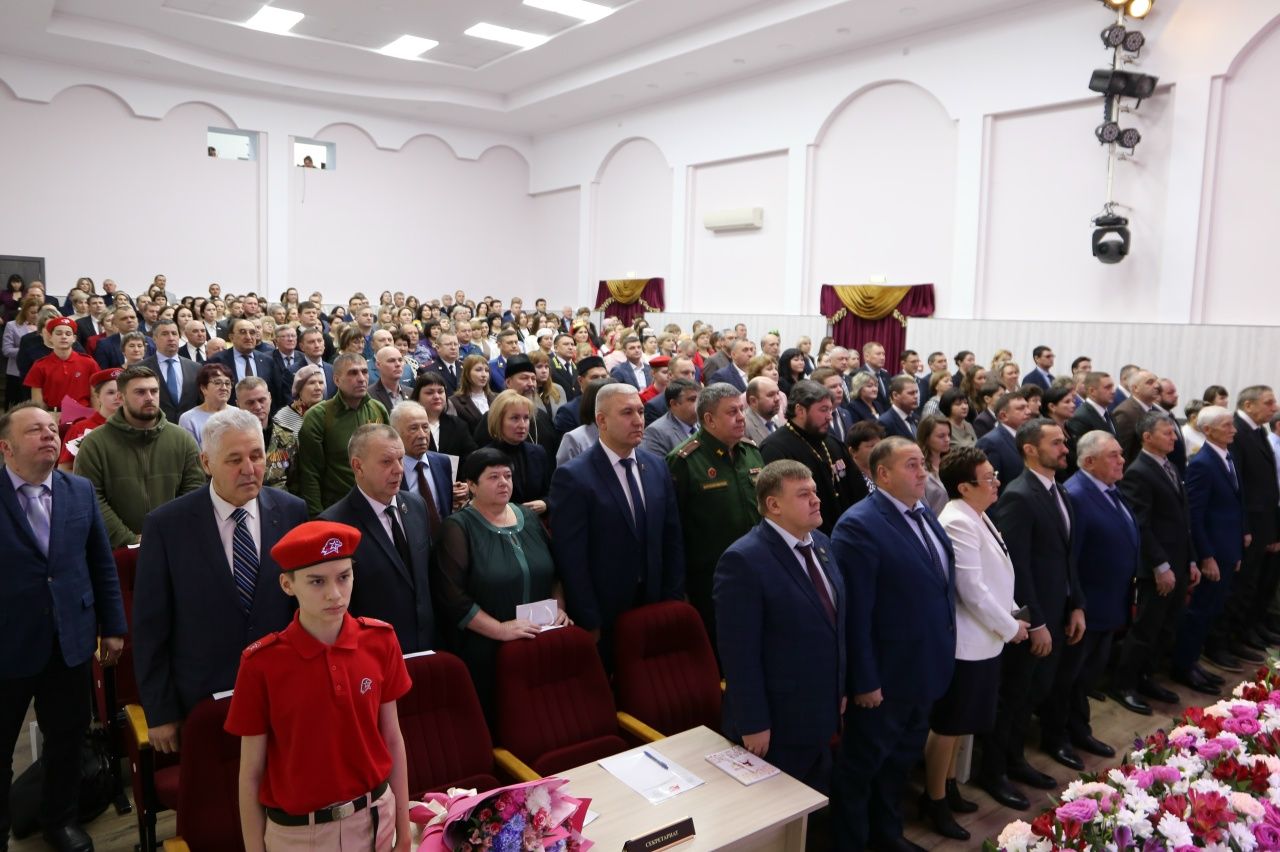В Алексеевском районе присвоены почётные звания и вручены награды