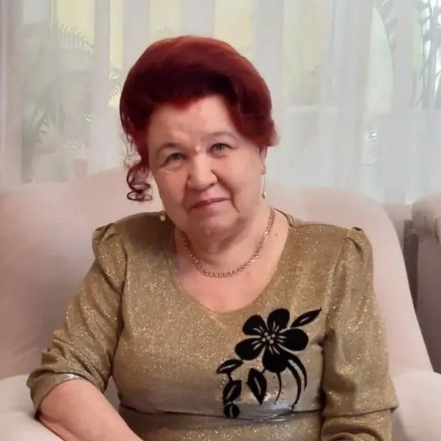 Ветеран труда отмечает свой 75-летний юбилей