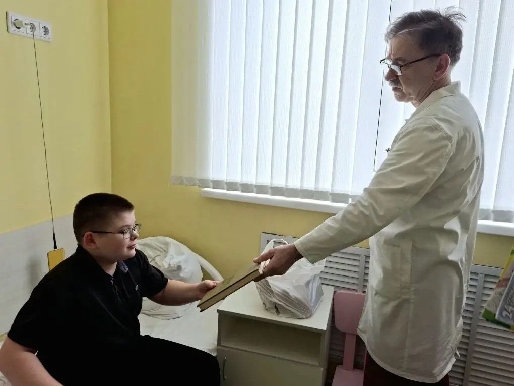 Добрая традиция: сестры милосердия посетили детское отделение Алексеевской ЦРБ