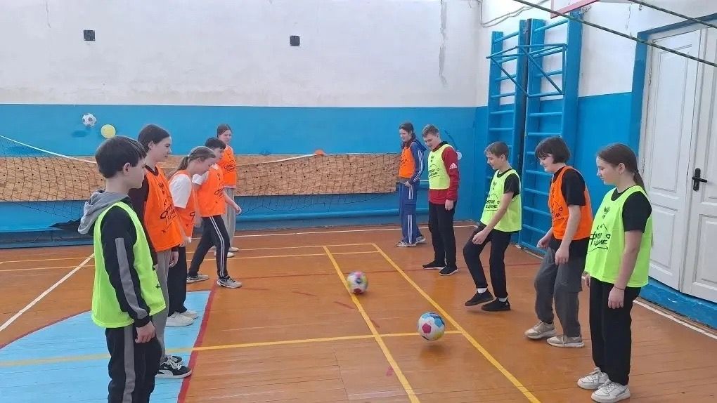 В Билярской школе продолжаются занятия по проекту «Футбол в школе»