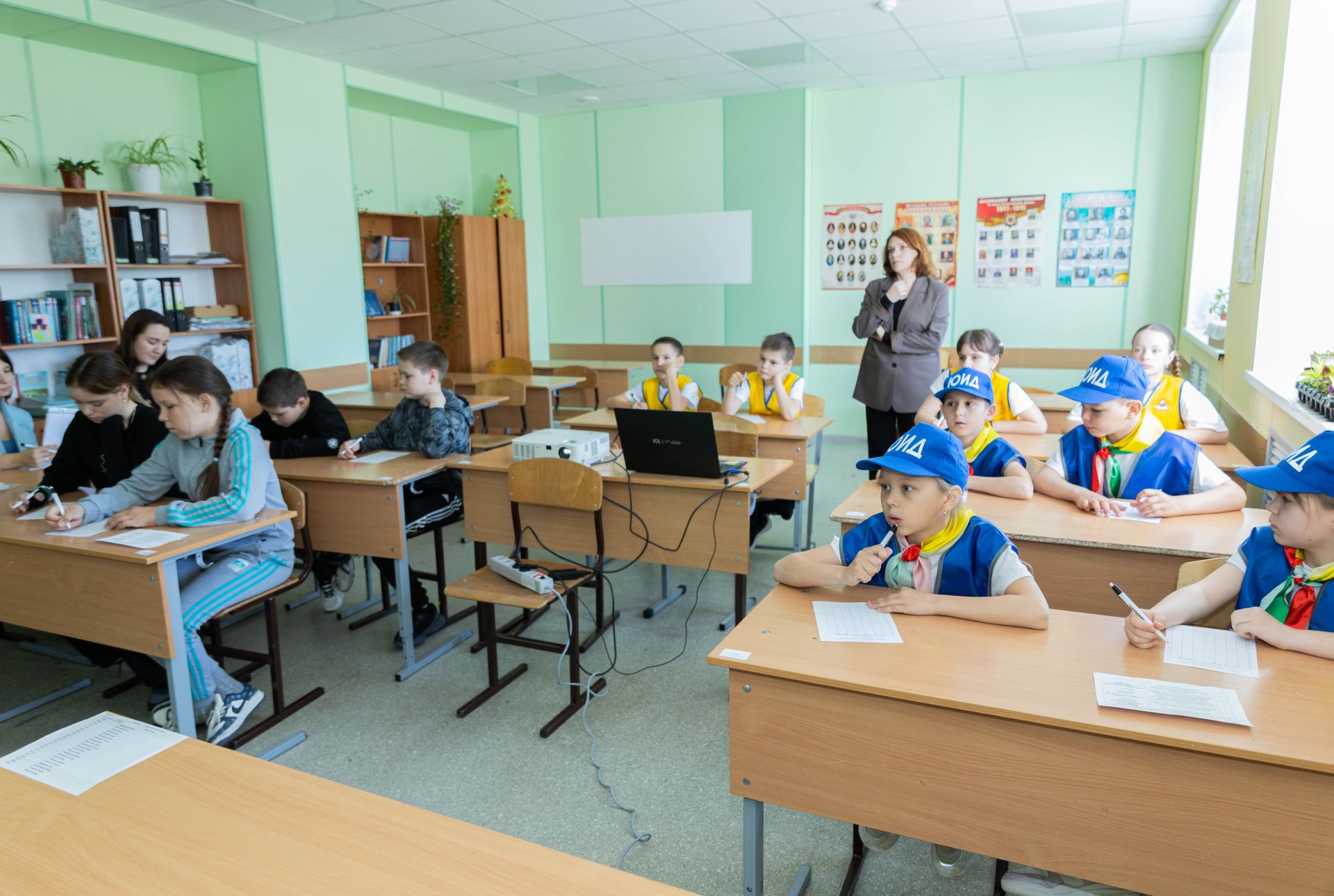 В Алексеевском районе определили лучших юных инспекторов движения