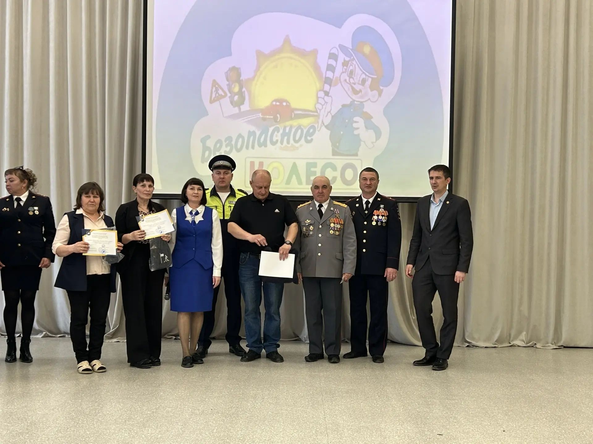 В Алексеевском районе определили лучших юных инспекторов движения