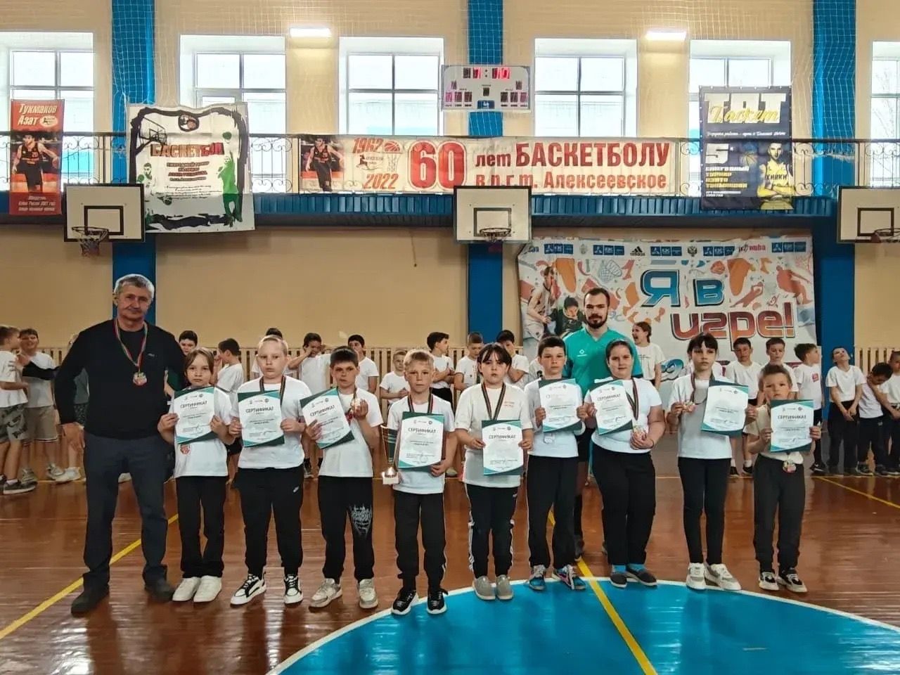 Юные спортсмены выявили сильнейших в тэг-регби
