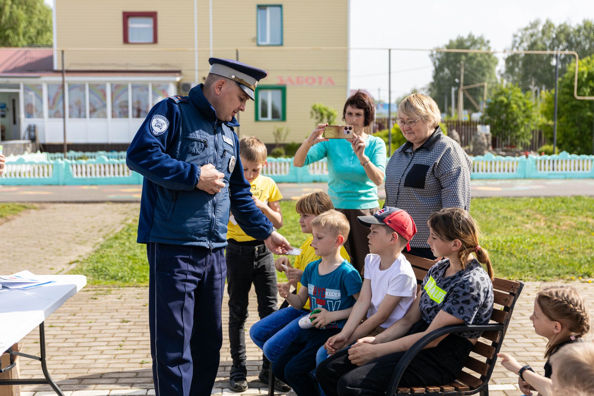 В приюте «Забота» провели профилактическую акцию ко Дню семьи