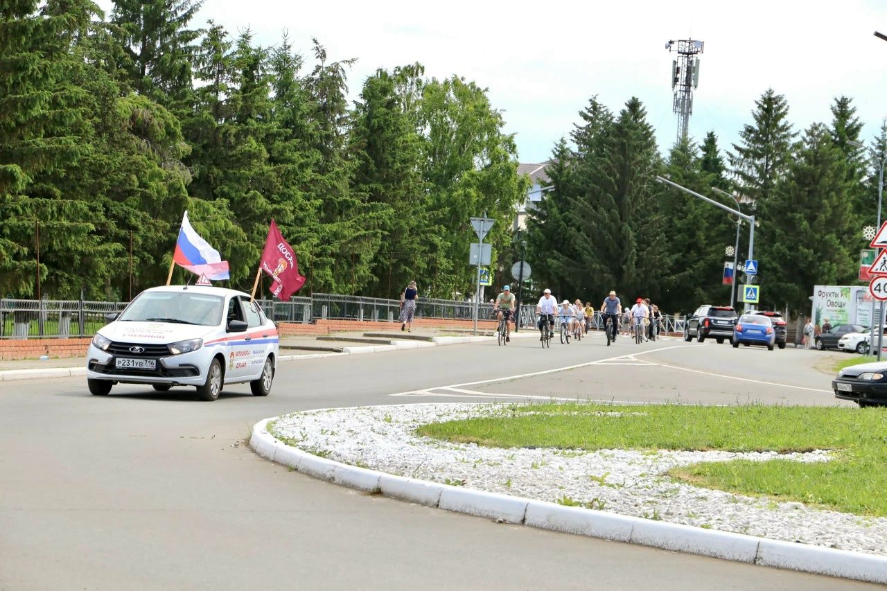 В Алексеевском районе торжественно отметили День России