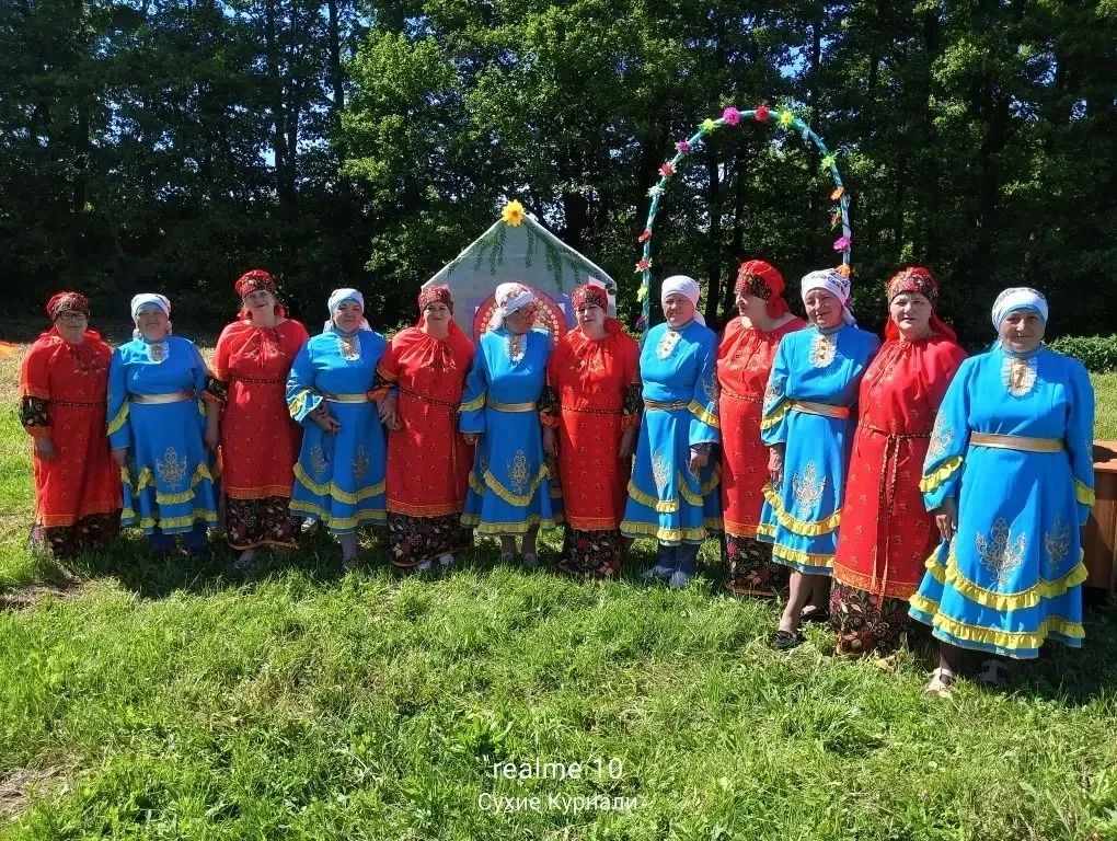 Ложка с яйцом, бег в мешках и пенная вечеринка: как в Курналях прошёл Сабантуй