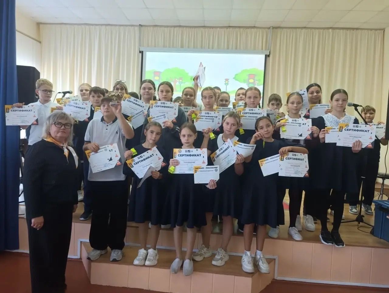 Школьники Алексеевского района проверили знания ПДД в игровом формате