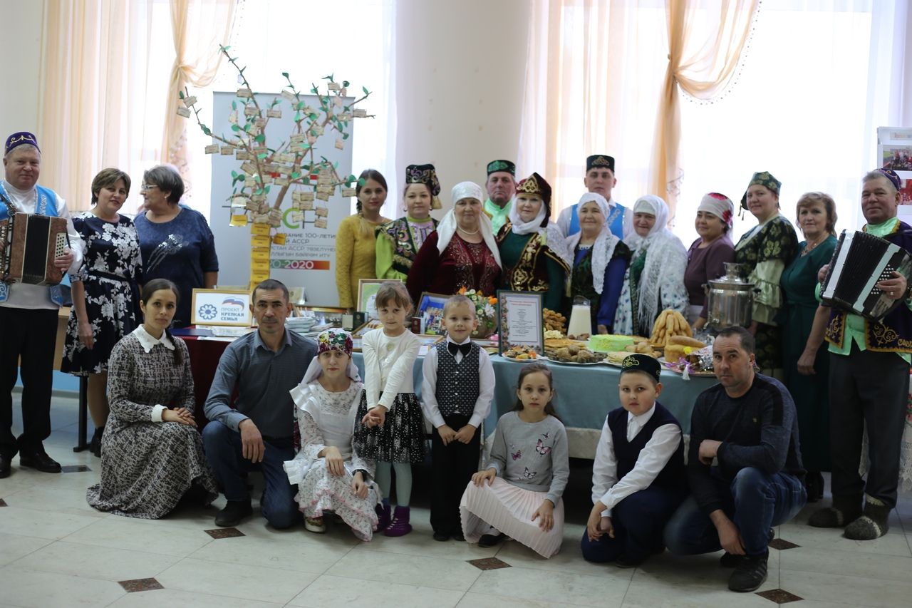 В Алексеевском районе состоялся праздник родословной «Эхо веков в истории семьи - Тарихта без эзлебез»