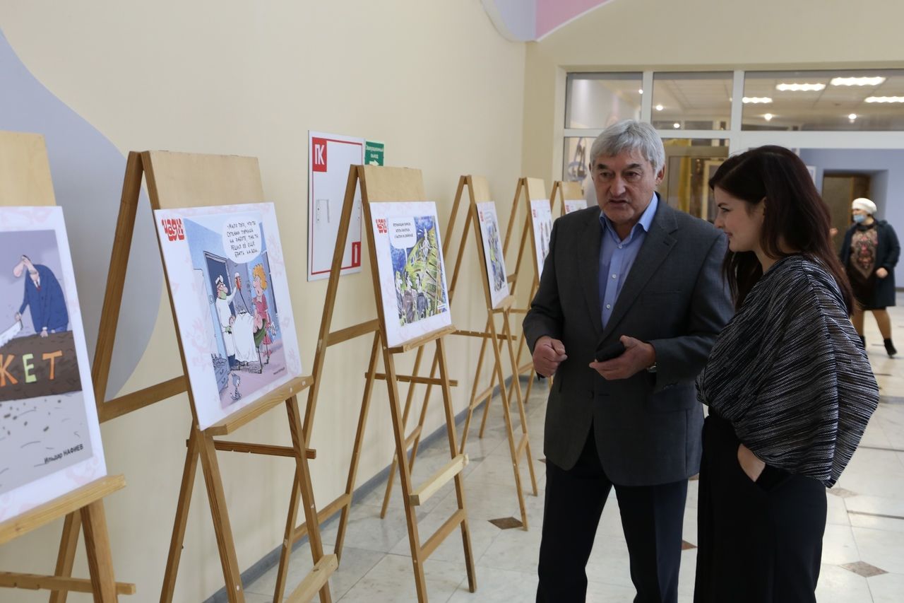 В Алексеевском состоялось открытие выставки карикатур легендарного журнала "Чаян"