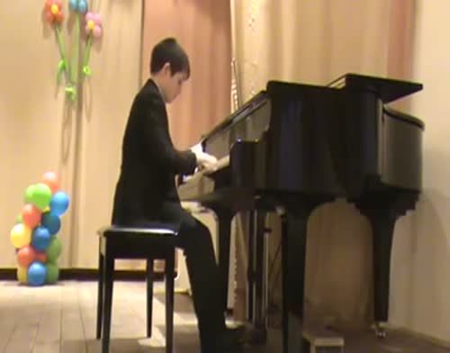 Видео: Алексеевские пианисты и баянисты показали своё мастерство