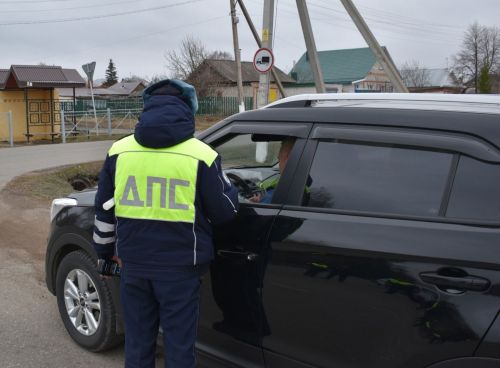 В Алексеевском проходит оперативно-профилактическое мероприятие «Ремень безопасности»