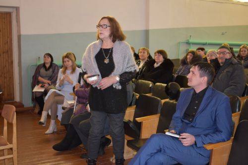 В Ерыклинском сельском поселении под председательством главы района Сергея Демидова провели собрание граждан