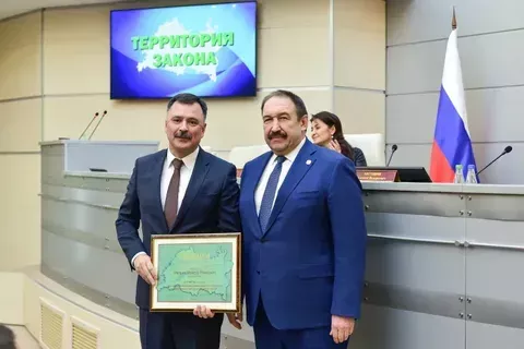 Премьер-министр Татарстана наградил победителей конкурса «Территория закона»
