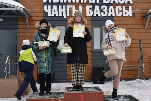 Фоторепортаж: Новогодний лыжный забег и спортивные игры открыли лыжный сезон 2023 года