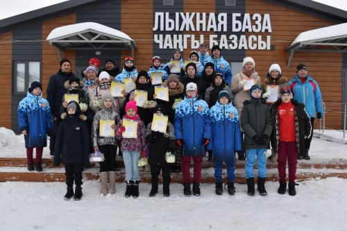 Фоторепортаж: Новогодний лыжный забег и спортивные игры открыли лыжный сезон 2023 года