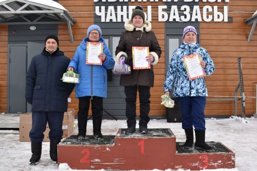 Фоторепортаж: Новогодний лыжный забег и спортивные игры открыли лыжный сезон 2023 года