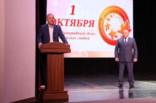 В Алексеевском в День пожилого человека прошел праздничный концерт