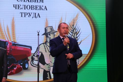 Комбайнер из Алексеевского района стал лучшим в Татарстане