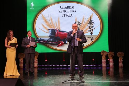 Комбайнер из Алексеевского района стал лучшим в Татарстане