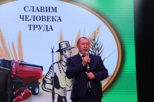 Комбайнер из Алексеевского района стал лучшим в Татарстане