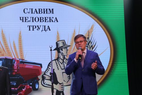 Комбайнер из Алексеевского района стал лучшим в Татарстане