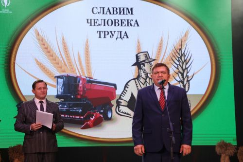Комбайнер из Алексеевского района стал лучшим в Татарстане