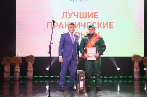 Комбайнер из Алексеевского района стал лучшим в Татарстане