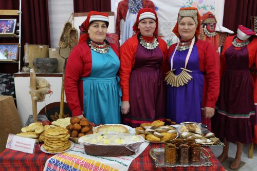 В Алексеевском прошло выездное заседание президиума Совета Ассамблеи народов РТ