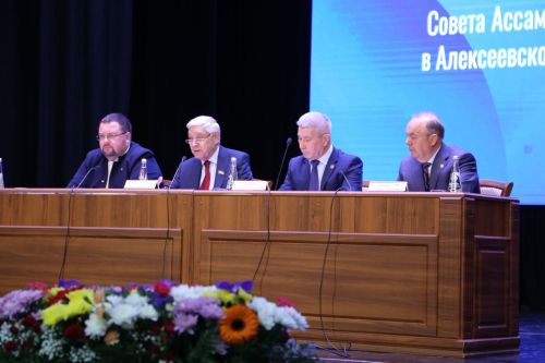 В Алексеевском прошло выездное заседание президиума Совета Ассамблеи народов РТ