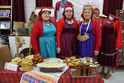 В Алексеевском прошло выездное заседание президиума Совета Ассамблеи народов РТ
