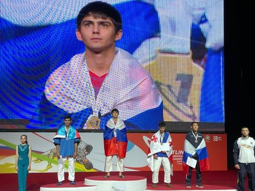 Алексеевские борцы привезли с Чемпионата Европы четыре «золота» и одно «серебро»