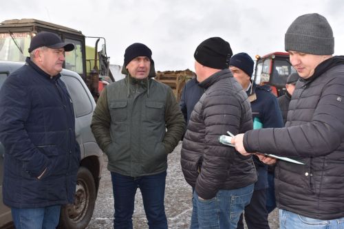 В Алексеевском прошёл конкурс по постановке техники на зимнее хранение